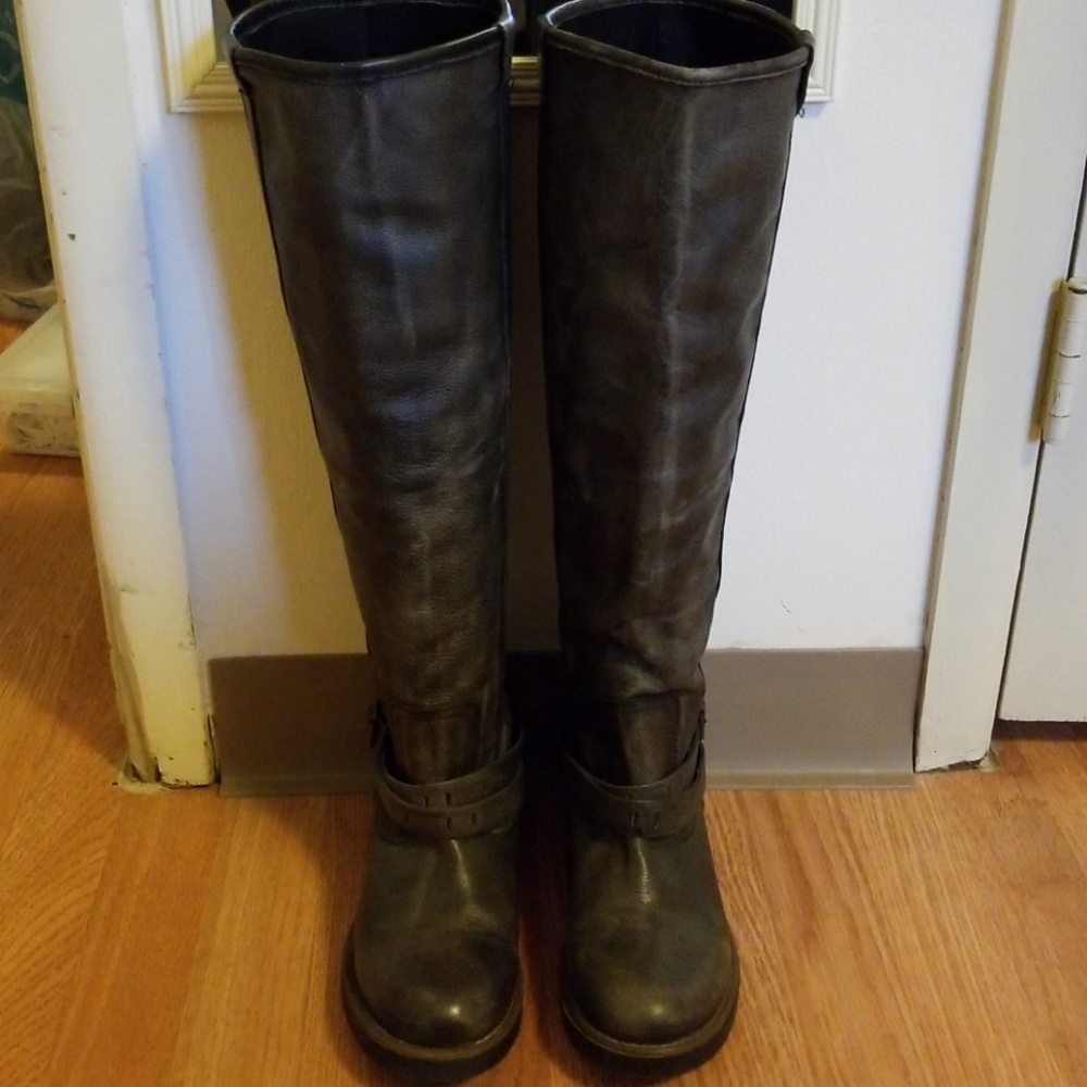 Worn once Steve Madden boots